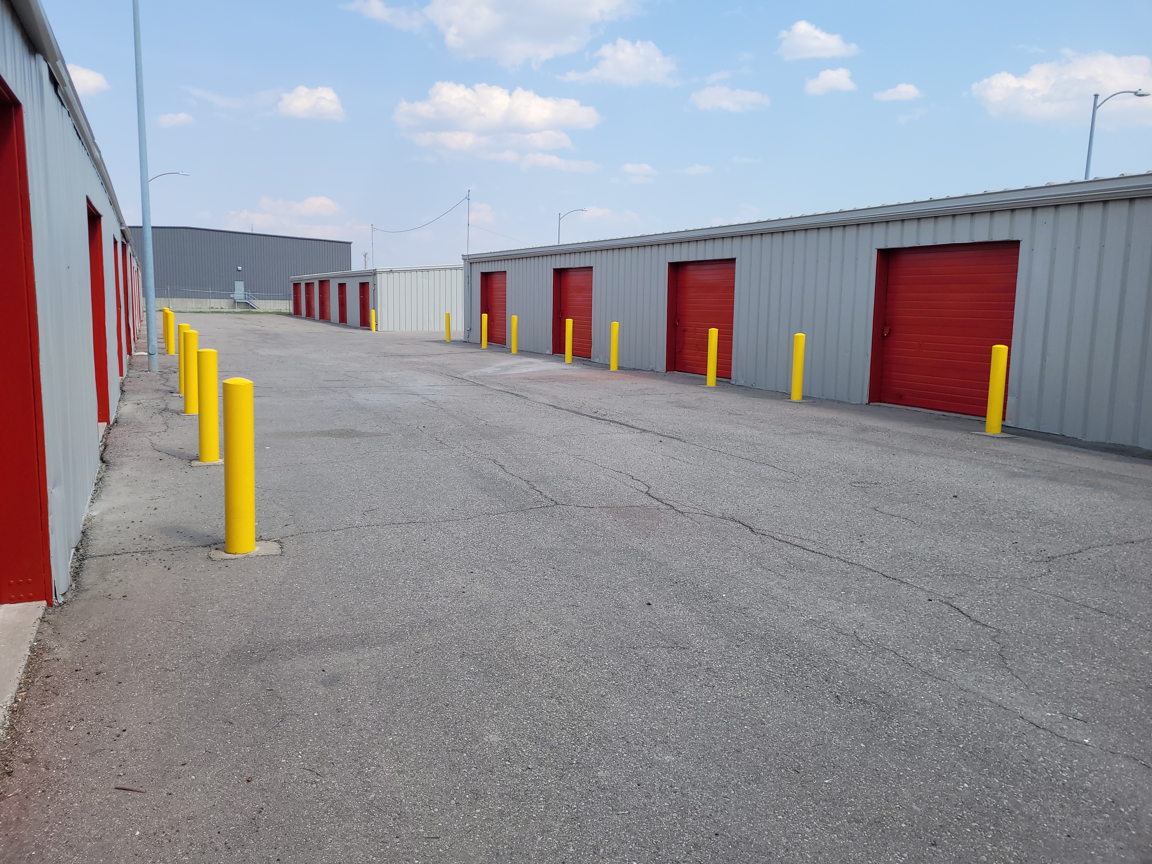 the storage place of mt - lampman self storage